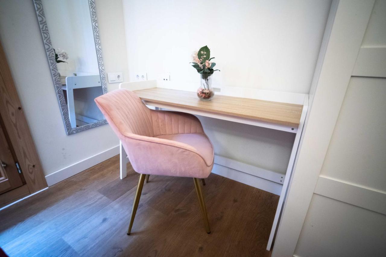 Born Rooms - St Caterina Barcelona Bagian luar foto