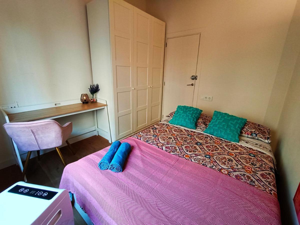 Born Rooms - St Caterina Barcelona Bagian luar foto